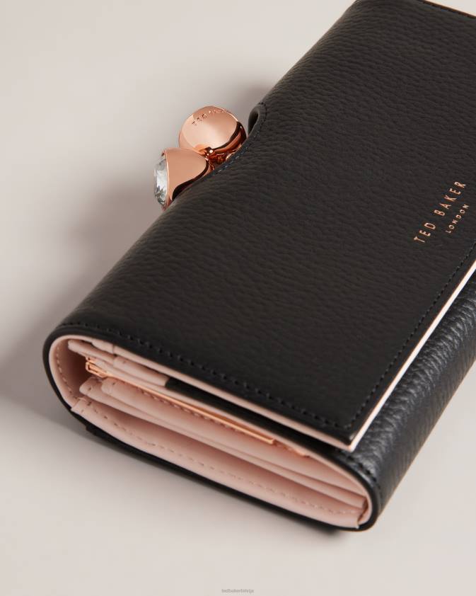 Piederumi Ted Baker tammyy teksturētas ādas bobble matinee maku melns sievietes 26TV1176