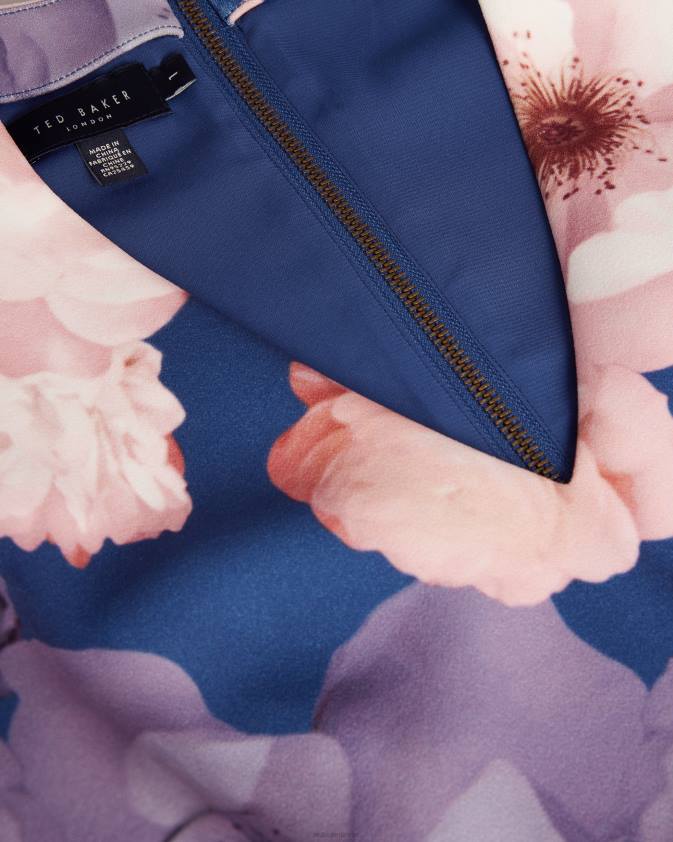 apģērbs Ted Baker emleey slidotāju kleita ar apdruku ar v veida kakla izgriezumu tumši zils sievietes 26TV69