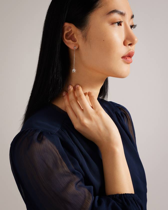 rotaslietas Ted Baker Baylor blossom drop auskari sudraba krāsa sievietes 26TV1036