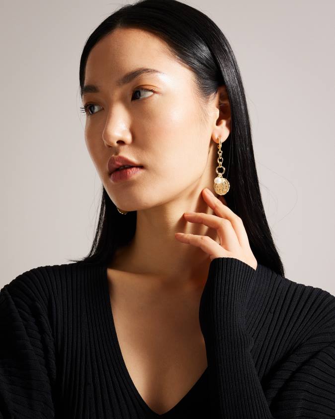 rotaslietas Ted Baker Peacce pērļu ķēdes pilināmie auskari zelta krāsa sievietes 26TV1089