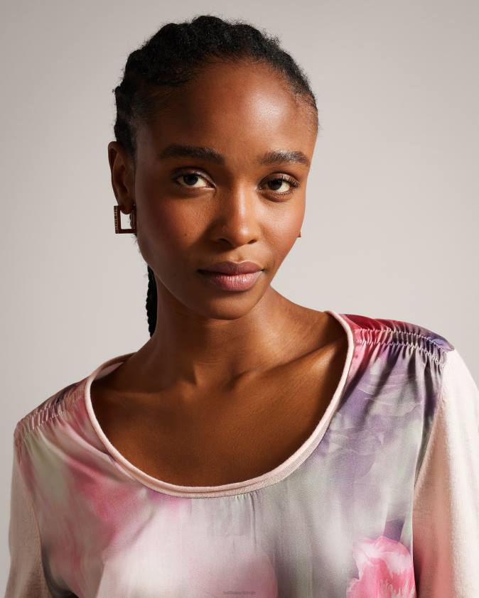 apģērbs Ted Baker Lusindi austs džemperis ar priekšējo v kakla izgriezumu koraļļi sievietes 26TV147