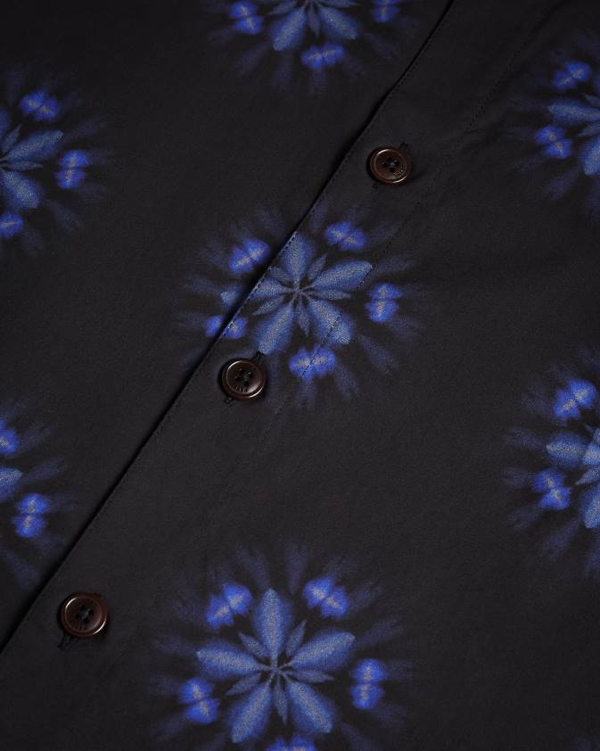 apģērbs Ted Baker Paden krekls ar īsām piedurknēm ar ziedu apdruku melns vīriešiem 26TV1649